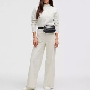 Everywhere Belt Bag 1L Wunder Puff Shine, Black, NWT